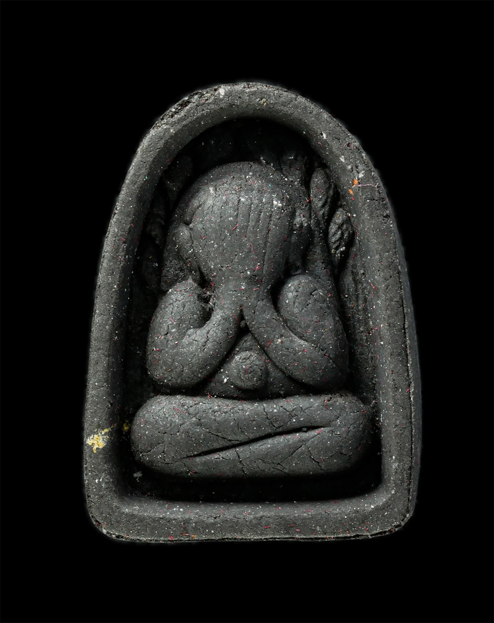 18Feb25 (12)ap.jpg - พระปิดตาหลังยันต์ปุ เนื้อผงพุทธคุณ ผงว่าน ผงใบลาน วัดอรัญญิกาวาส(วัดป่า) จ,ชลบุรี | https://kamulet.in.th